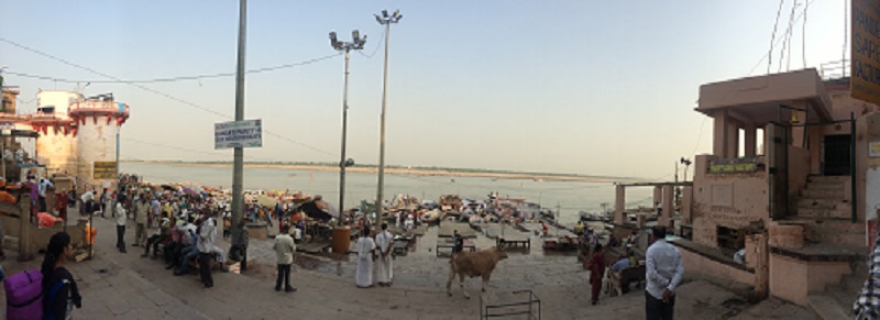 How to travel India in 30 days : Embracing the spiritual capital that is Varanasi